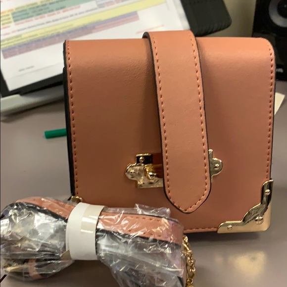 Purse - Picture 3 of 3